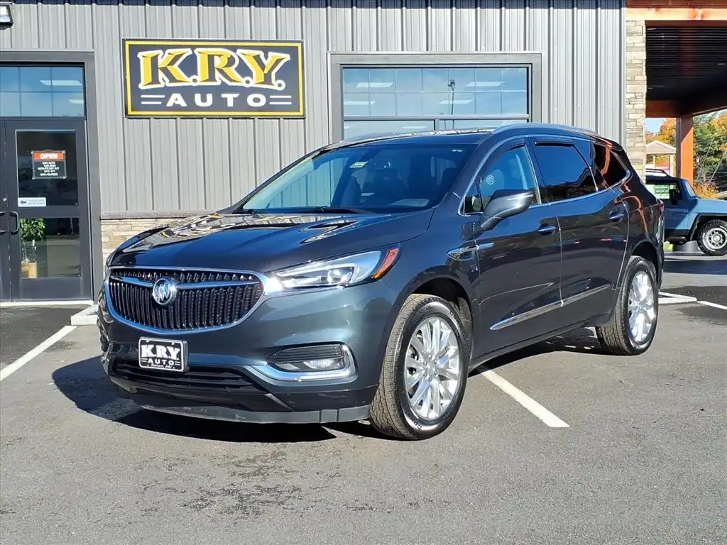 2021 Buick Enclave Essence AWD's photo