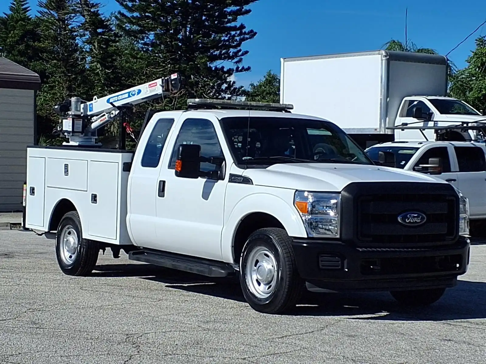 2016 Ford F-250 XL SuperCab 8' Box's photo
