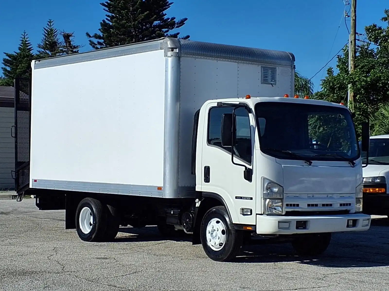 2015 Isuzu NPR HD 14 Enclosed Landscape Dovetail's photo