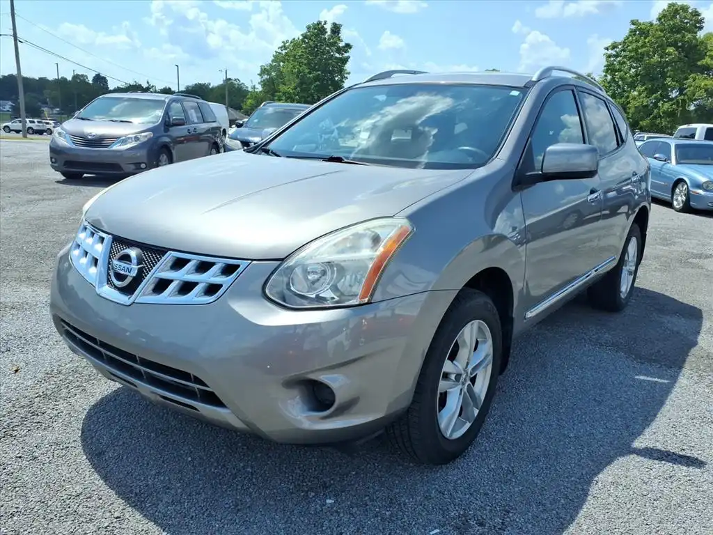 2012 Nissan Rogue SV FWD's photo