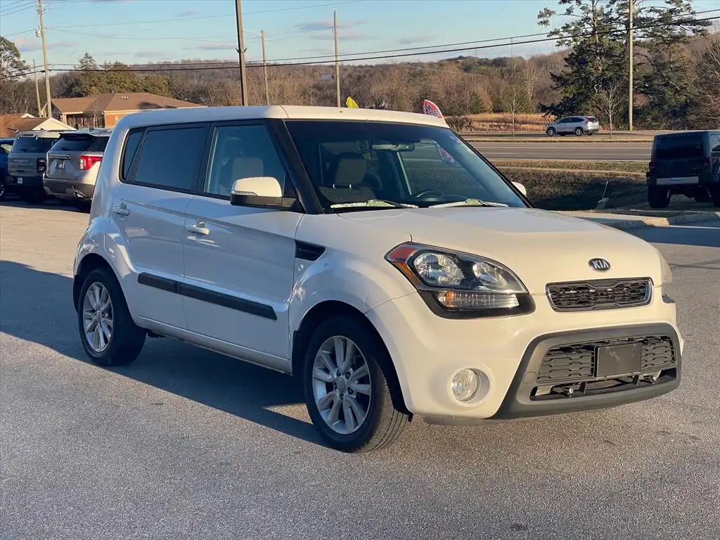 2013 Kia Soul 2.0L + AT 5-Door's photo