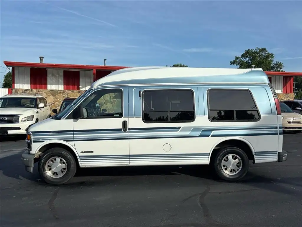 1996 Chevrolet Sportvan's photo