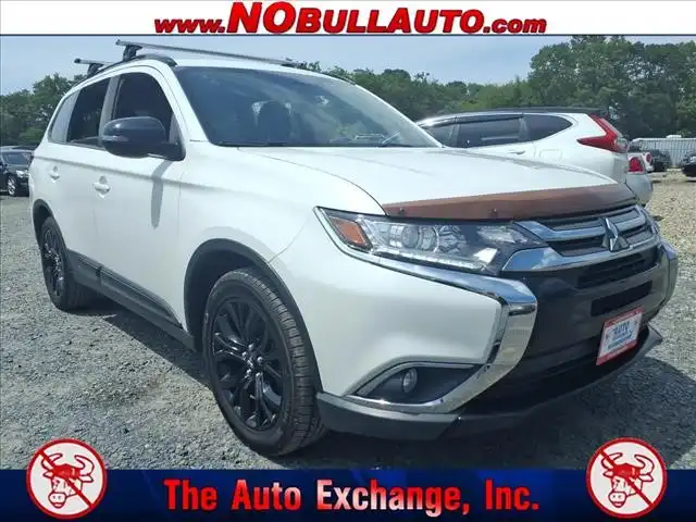 2018 Mitsubishi Outlander LE FWD's photo