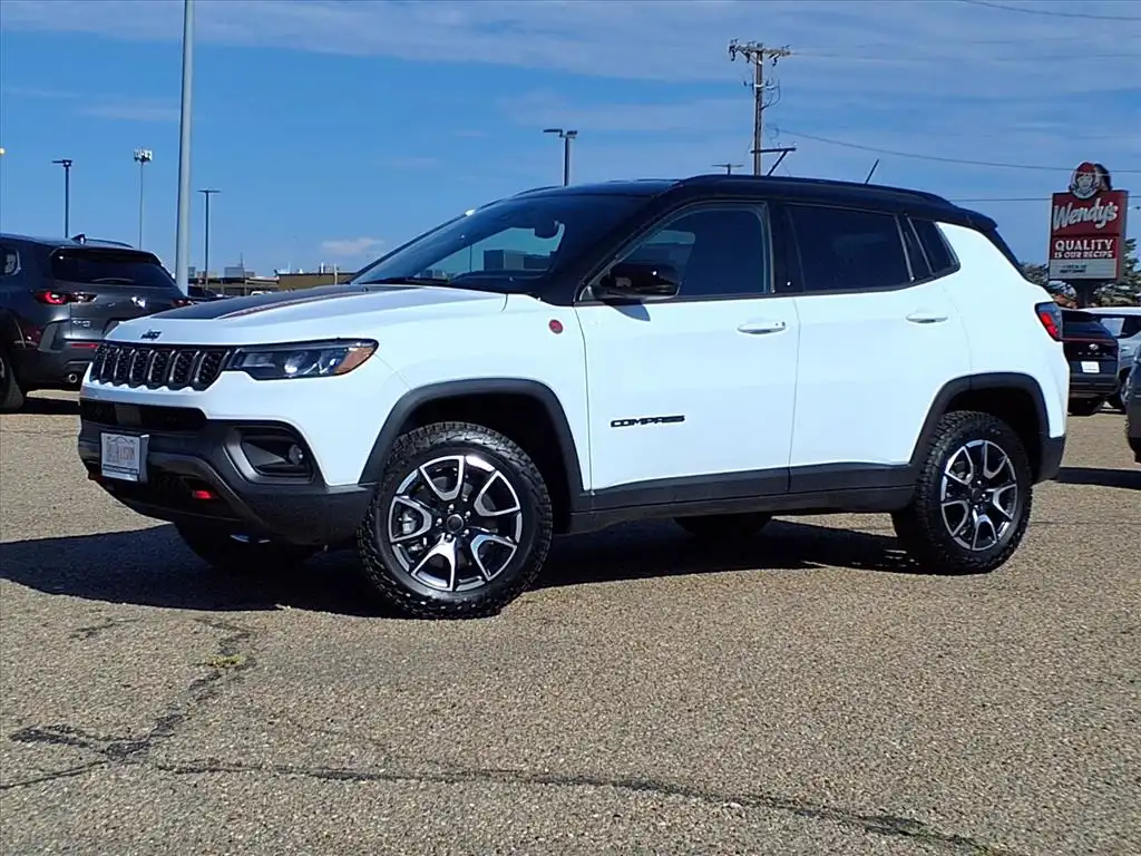 2025 Jeep Compass Trailhawk 4X4's photo