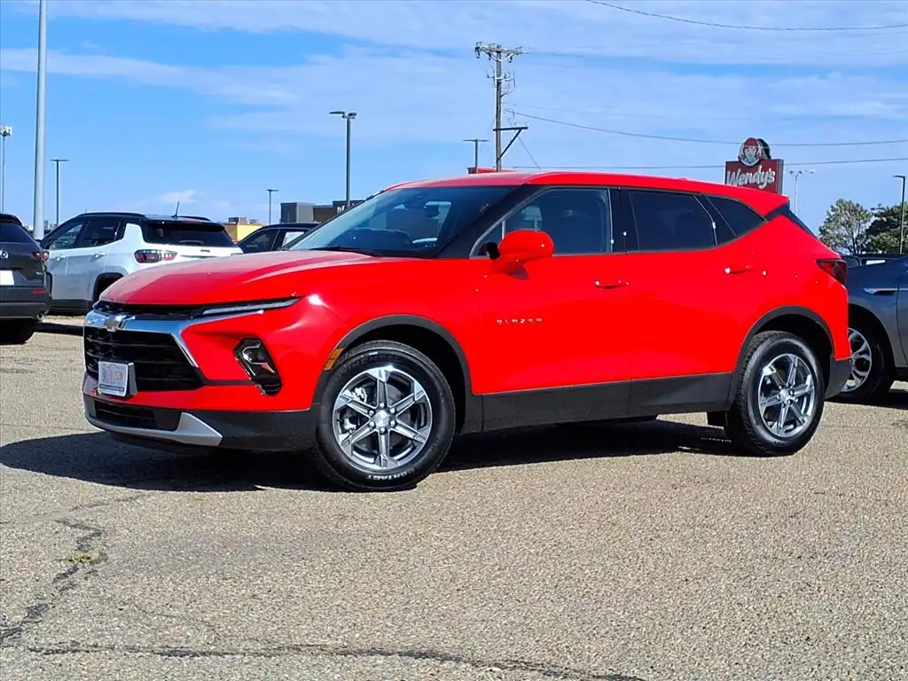 2026 Chevrolet Blazer 2.0T 2LT FWD's photo