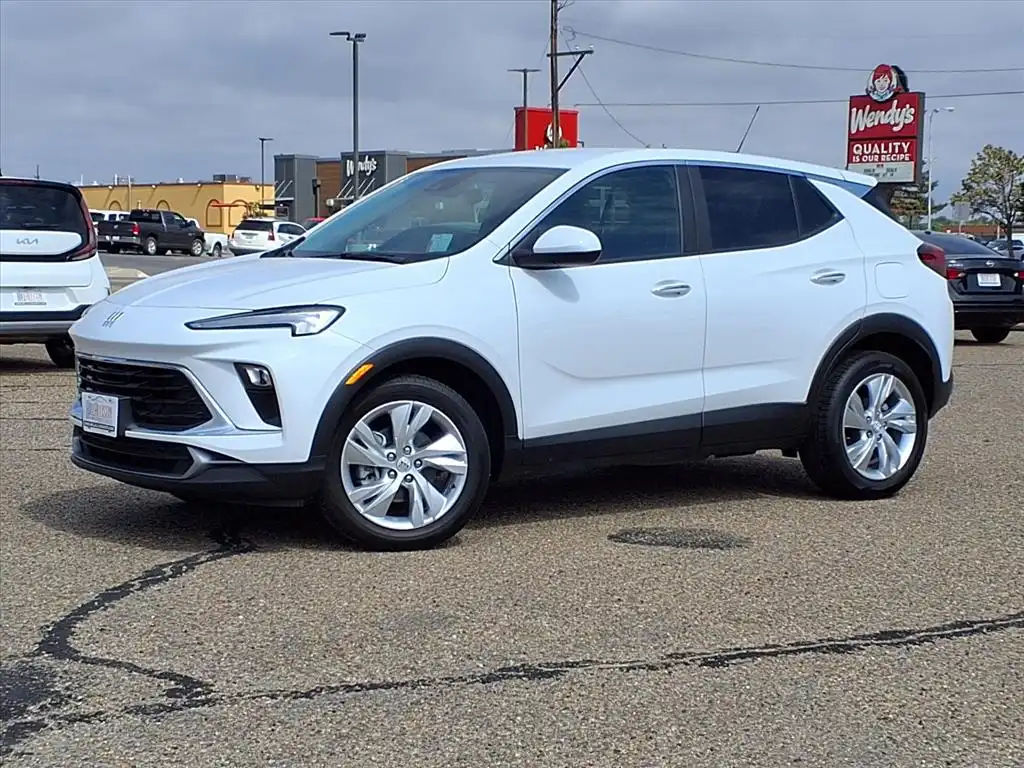 2025 Buick Encore GX Preferred's photo