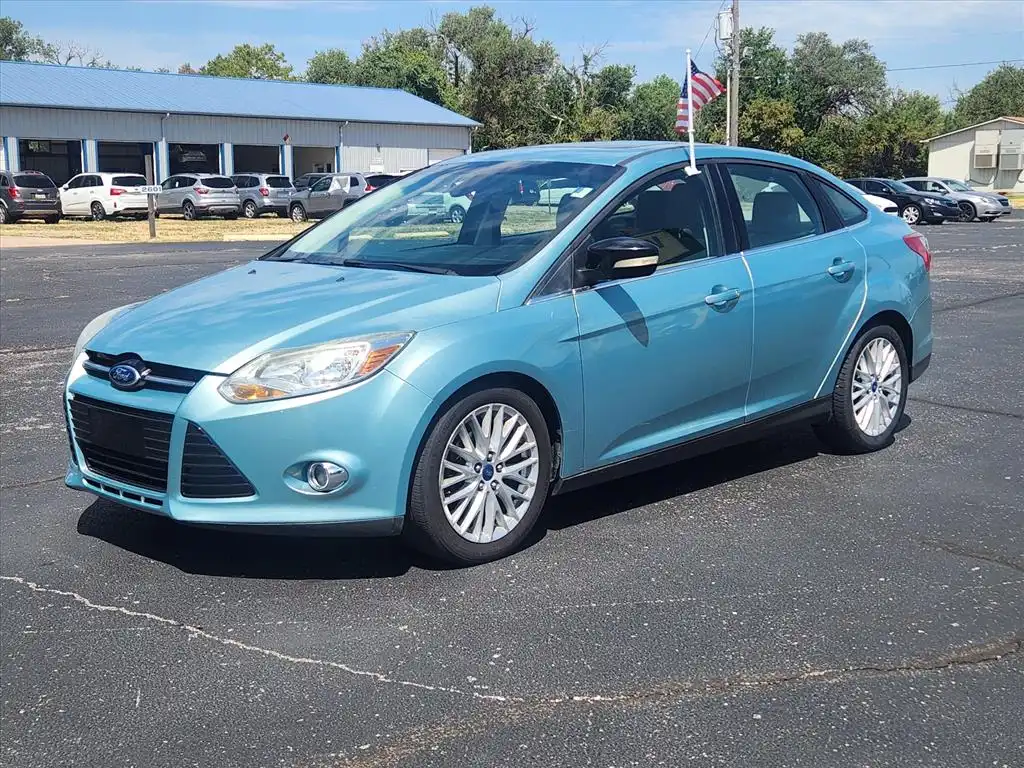 2012 Ford Focus Sedan SEL's photo