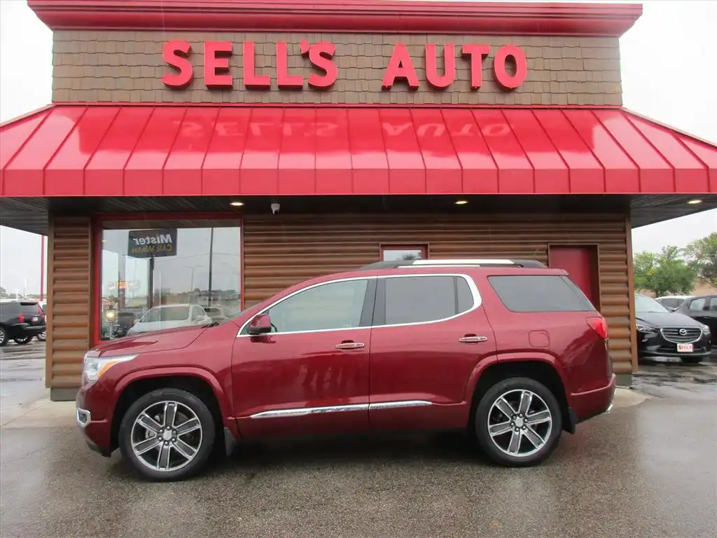 2017 GMC Acadia Denali AWD's photo