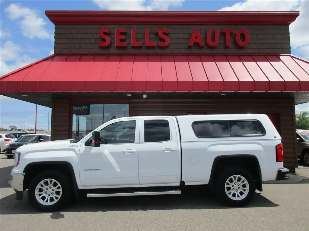 2016 GMC Sierra 4WD Double Cab Standard Box SLE's photo