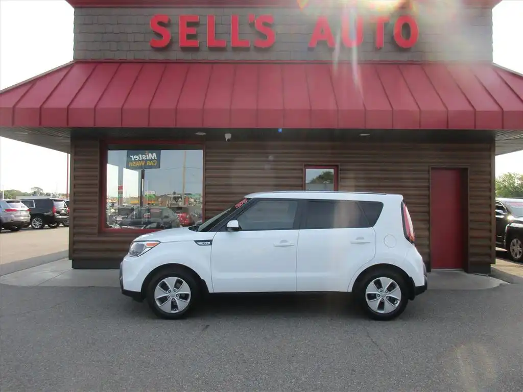 2016 Kia Soul 1.6 Base 5-Door's photo