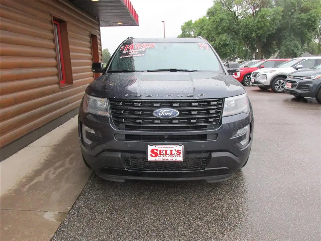 2017 Ford Explorer Sport 4WD photo 3