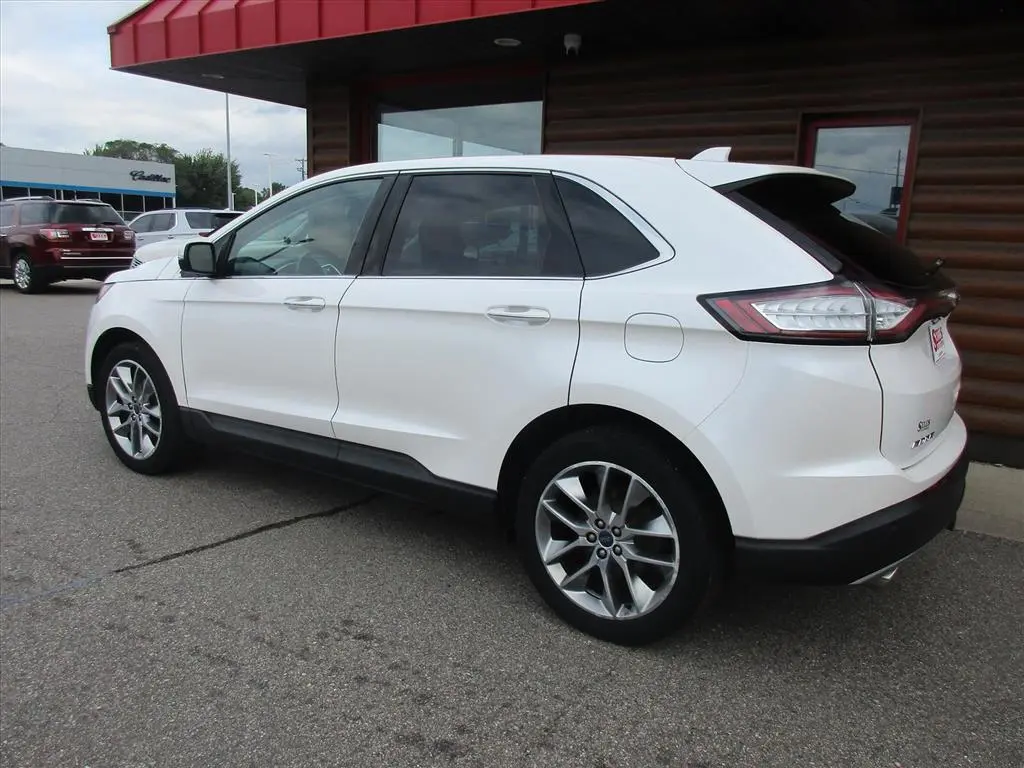 2015 Ford Edge Titanium AWD photo 5