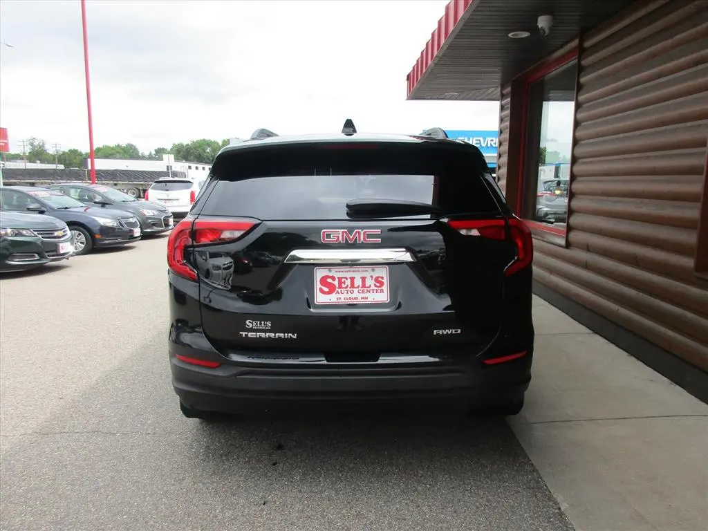 2020 GMC Terrain SLE AWD photo 5
