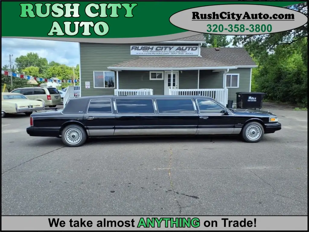 1997 Lincoln Town Car EXECUTIVE's photo