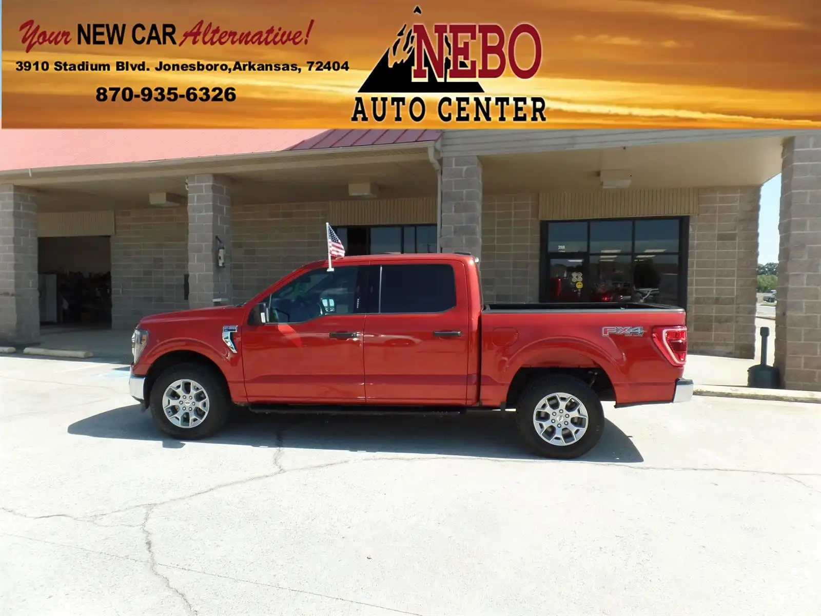 2023 Ford F-150 XLT 4WD SuperCrew 5-1/2' Box's photo