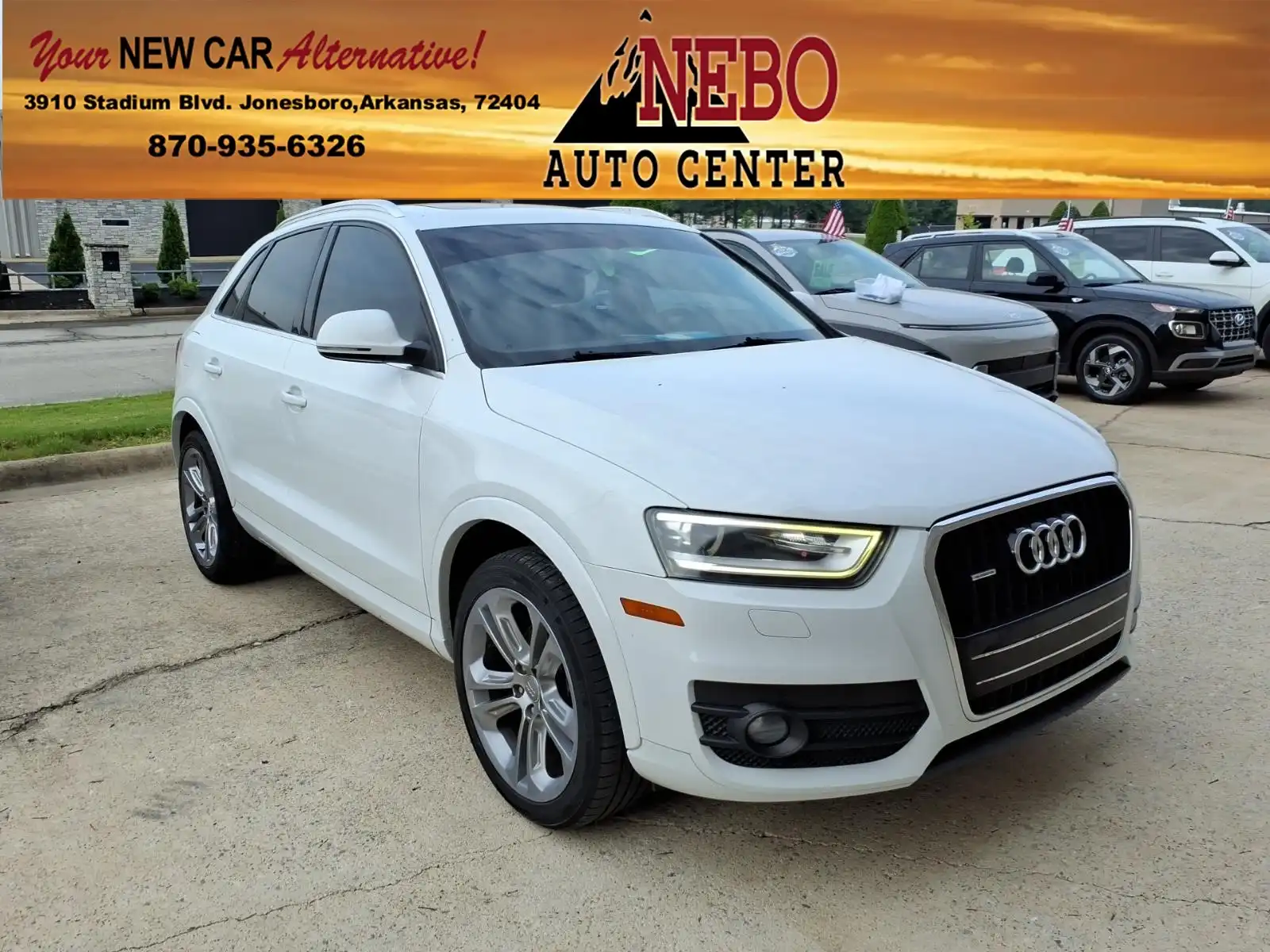 2015 Audi Q3 2.0T quattro tiptronic Premium Plus's photo