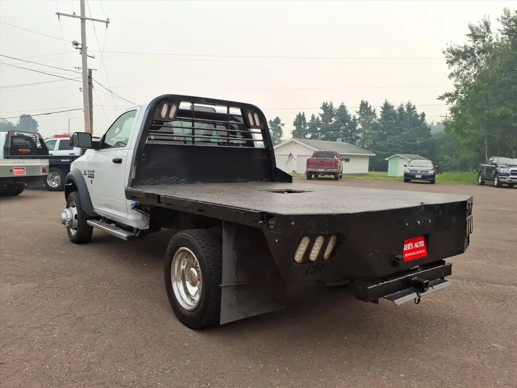 2018 RAM 5500 undefined photo 4