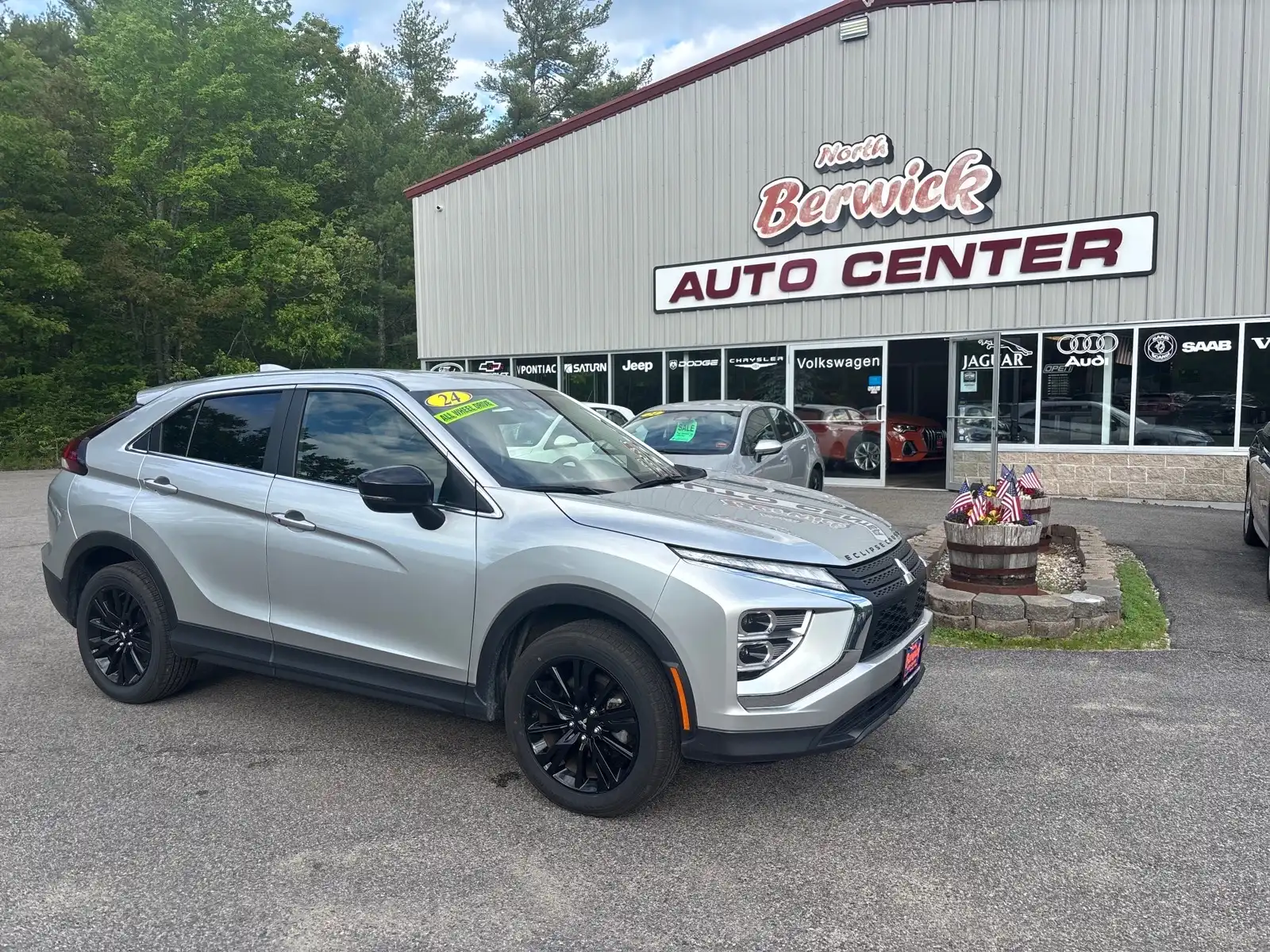 2024 Mitsubishi Eclipse Cross LE S-AWC's photo