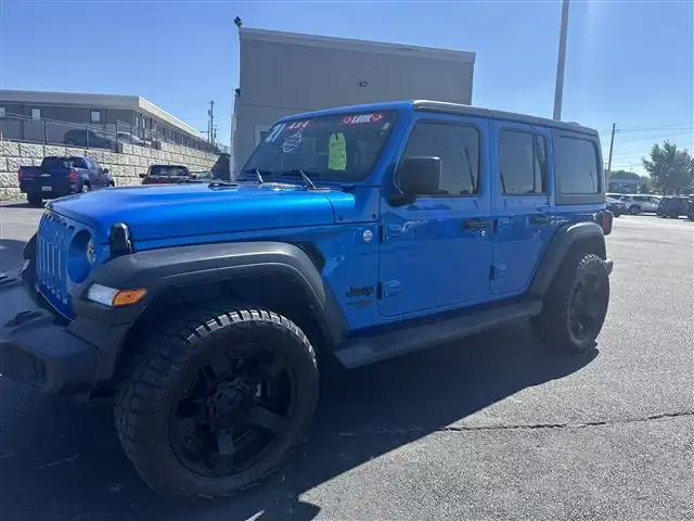 2021 Jeep Wrangler Sport S's photo