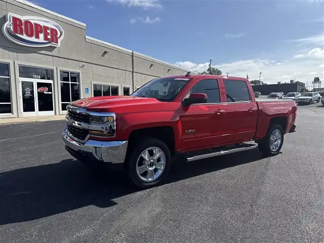 2018 Chevrolet Silverado 1500 LT Crew Cab Short Box's photo