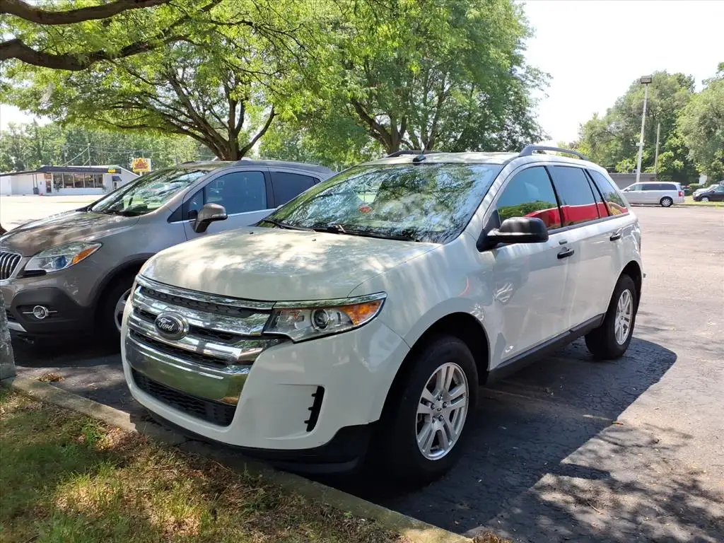2012 Ford Edge SE photo 1