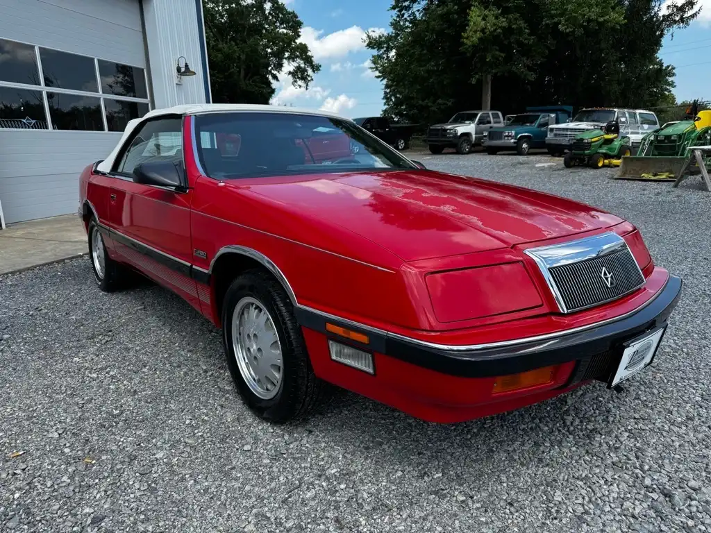 1989 Chrysler LeBaron's photo
