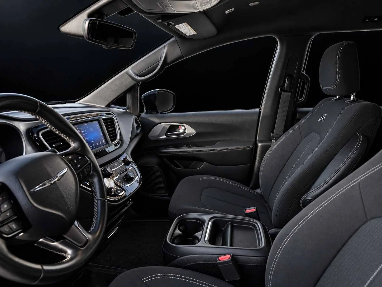 2018 Chrysler Pacifica Touring Plus photo 4