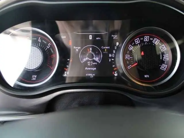 2020 Dodge Challenger R/T photo 4