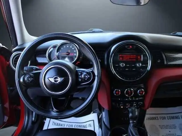 2015 MINI Cooper S 4 Door photo 5