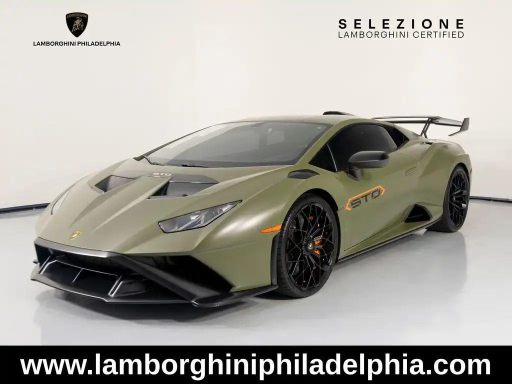 2023 Lamborghini Huracan STO Coupe's photo