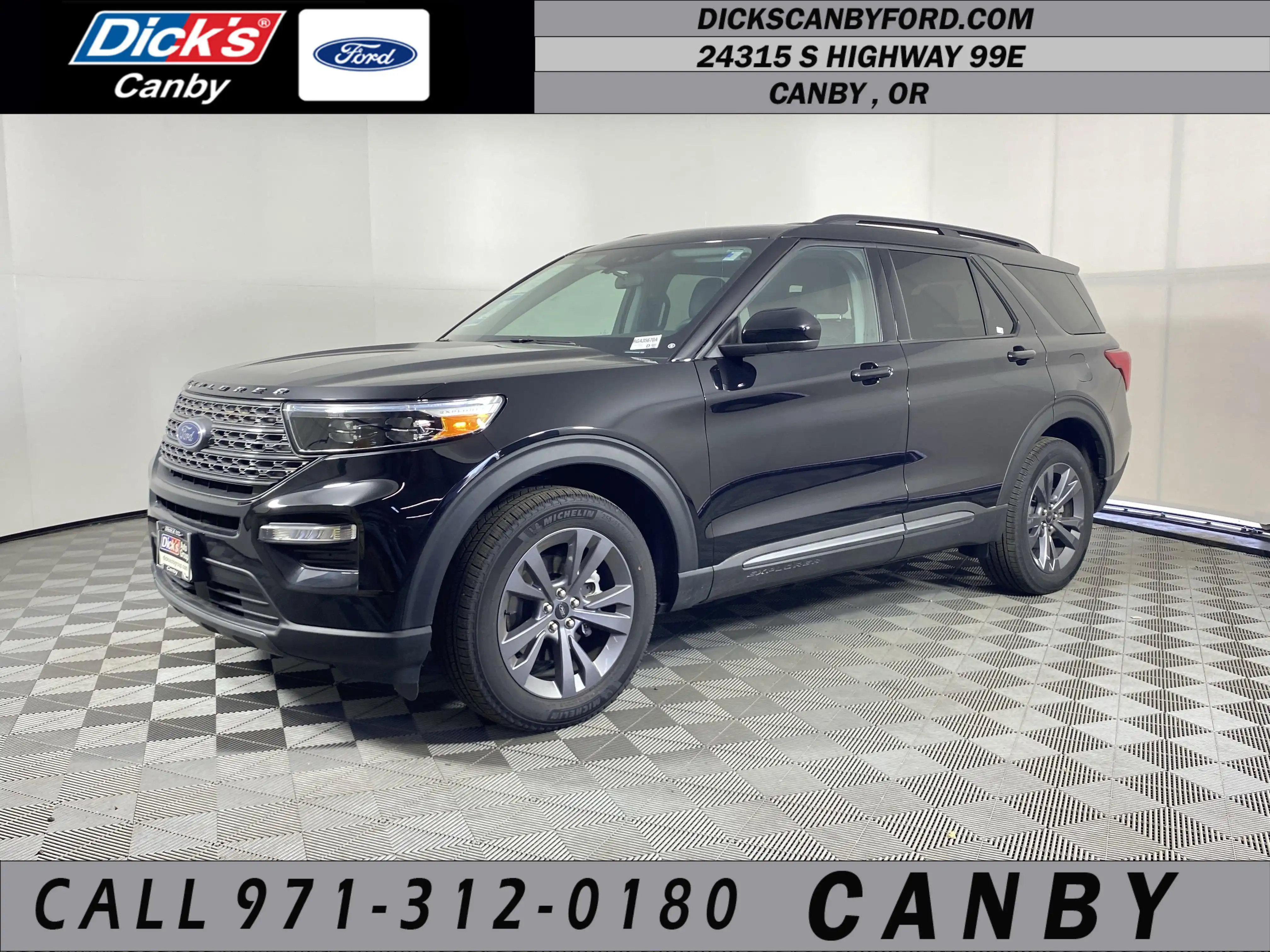 2024 Ford Explorer XLT 4WD's photo