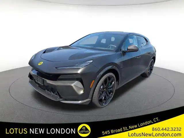 2025 Lotus Eletre Carbon's photo