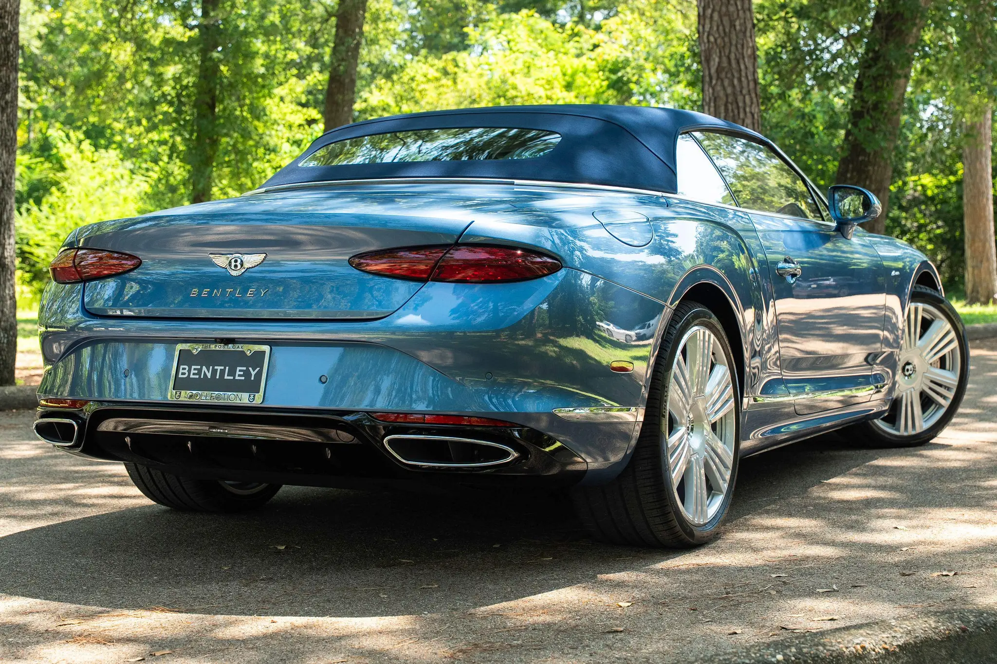 2026 Bentley Continental GT V8 Azure photo 3
