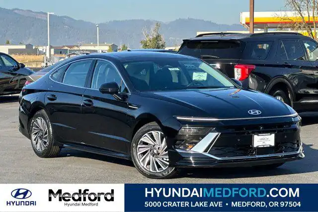 2025 Hyundai Sonata Limited's photo