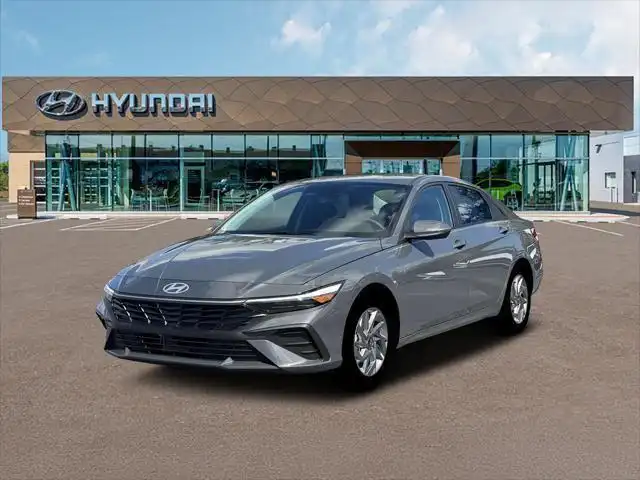 2026 Hyundai Elantra 1.6 HEV Blue's photo