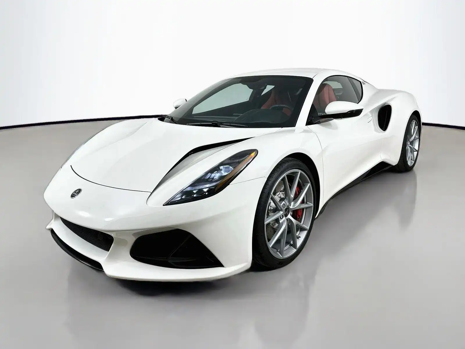 2025 Lotus Emira's photo
