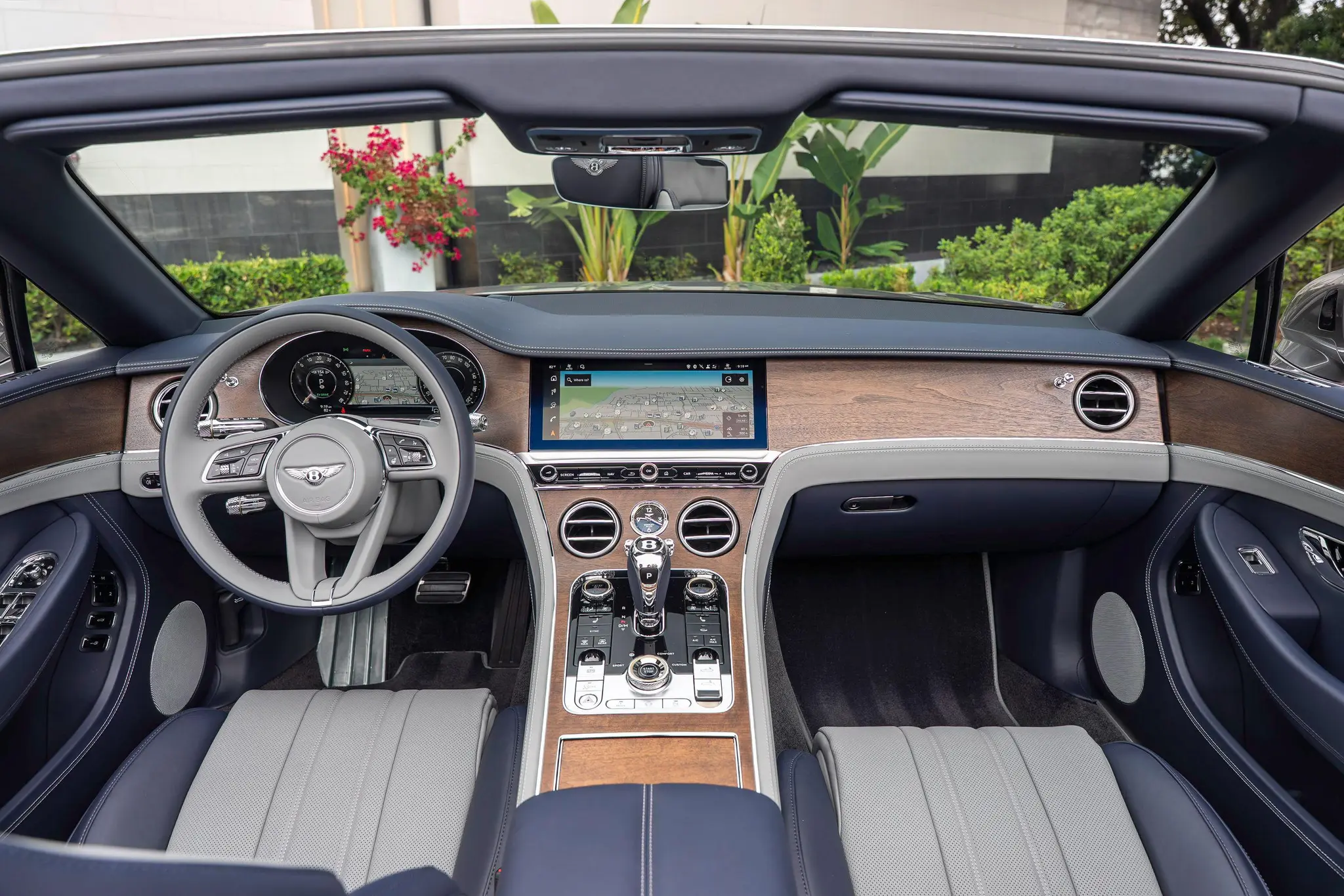 2026 Bentley Continental GT undefined photo 4