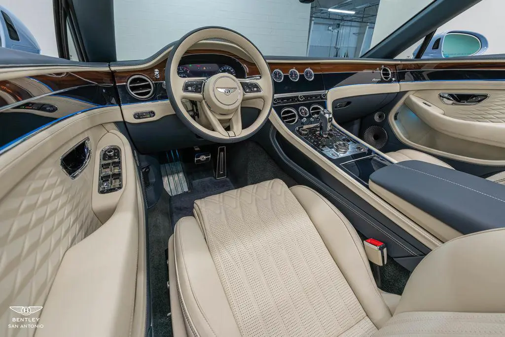 2026 Bentley Continental GT Azure photo 4