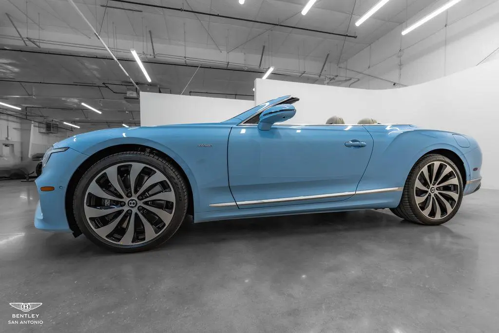 2026 Bentley Continental GT Azure photo 5