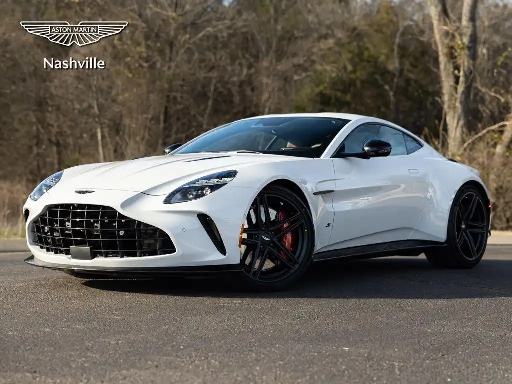 2026 Aston Martin Vantage 4.0 V8's photo