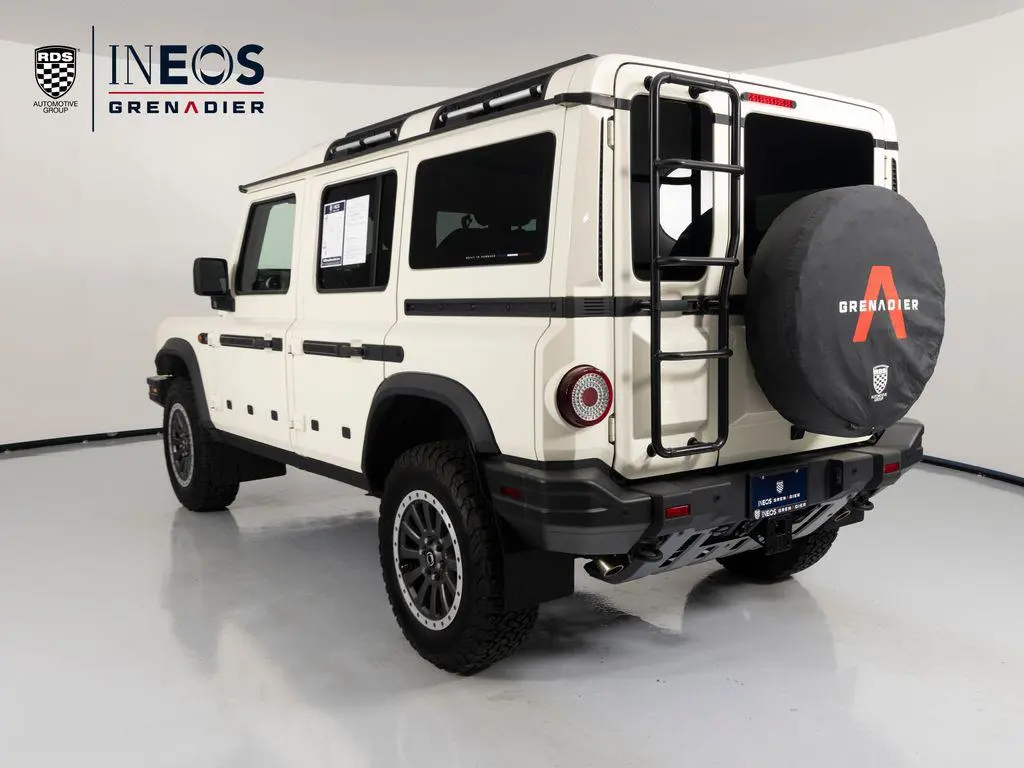 2025 INEOS Grenadier Fieldmaster Edition photo 4