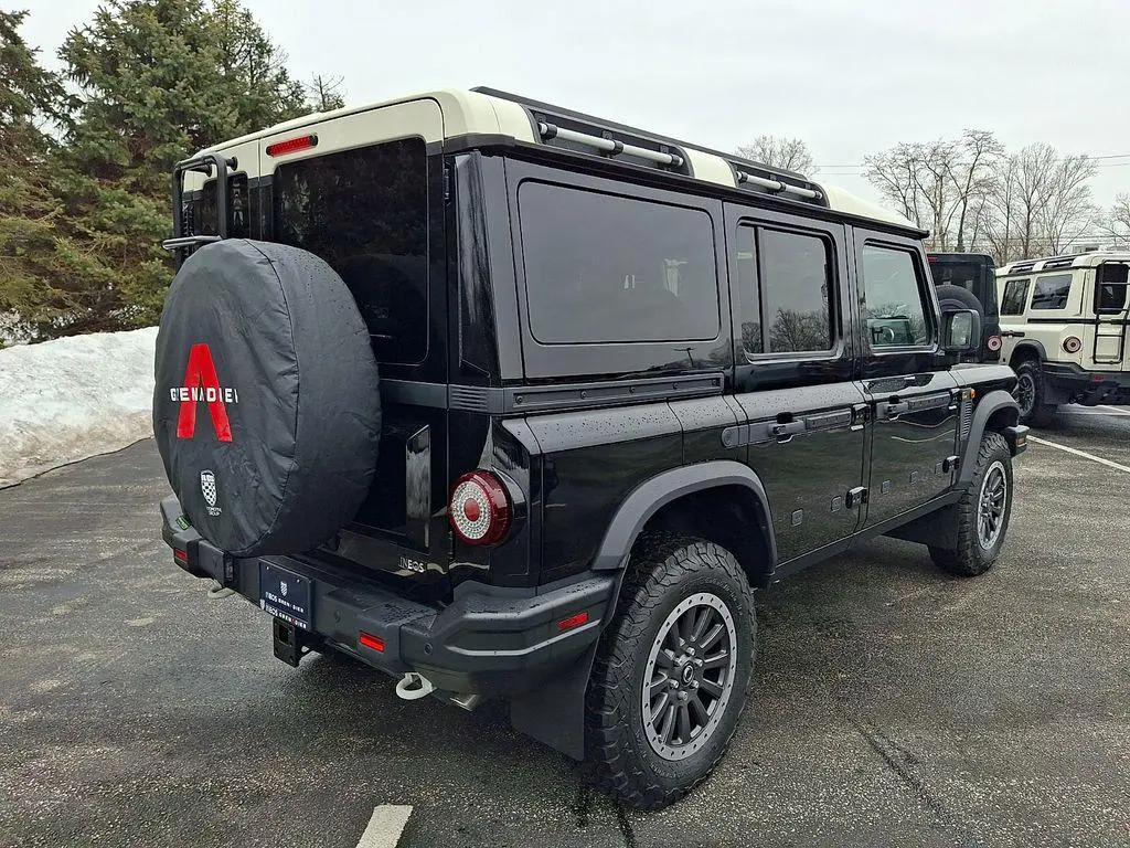 2026 INEOS Grenadier Fieldmaster Edition photo 4