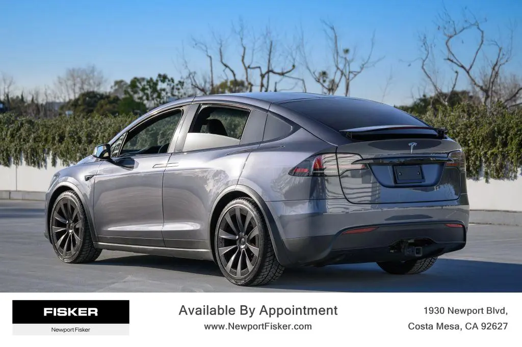 2023 Tesla Model X Long Range photo 3