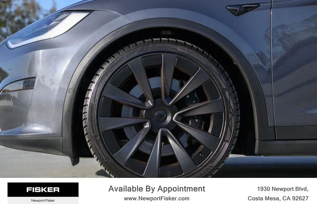 2023 Tesla Model X Long Range photo 4