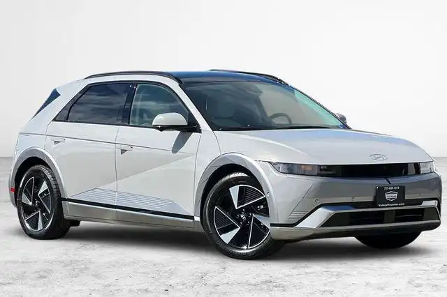 2026 Hyundai Tucson SEL HEV AWD's photo