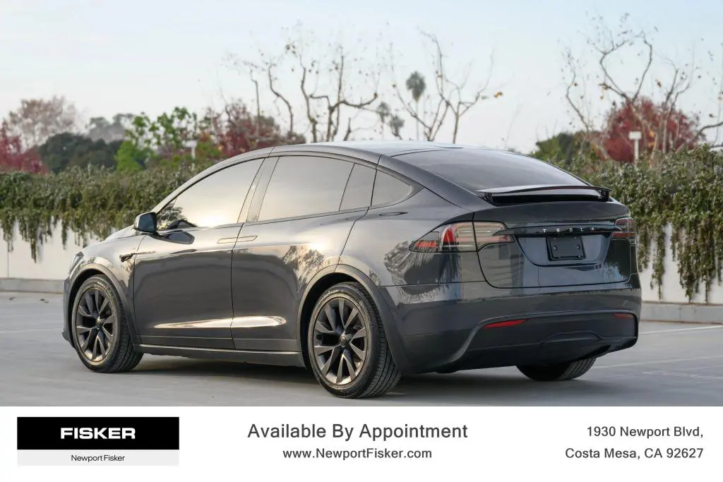2024 Tesla Model X Long Range photo 3