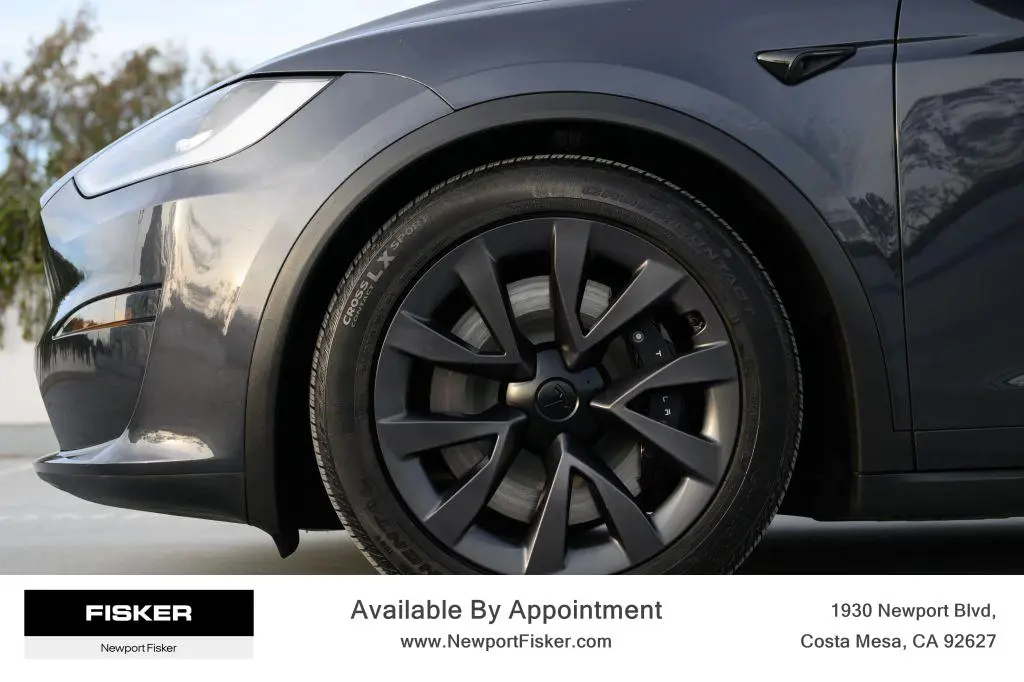2024 Tesla Model X Long Range photo 4