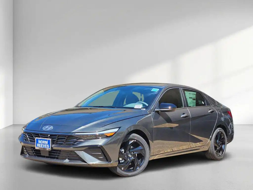 2026 Hyundai Elantra 2.0 Premium SEL Sport's photo