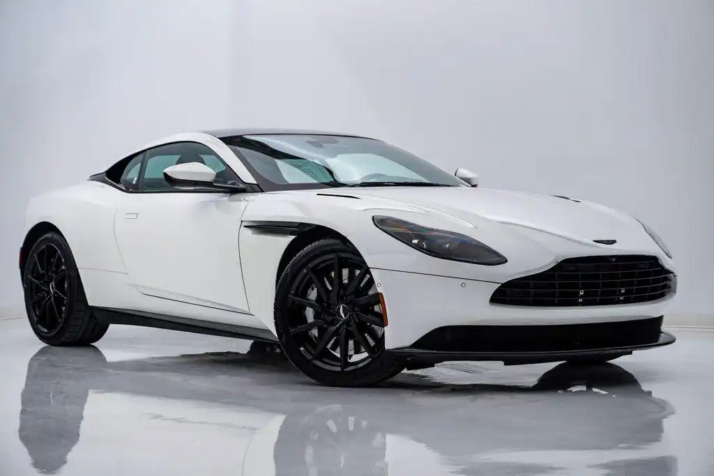 2021 Aston Martin DB11 V8 Coupe's photo