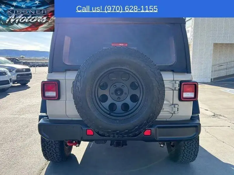 2022 Jeep Wrangler Rubicon photo 5